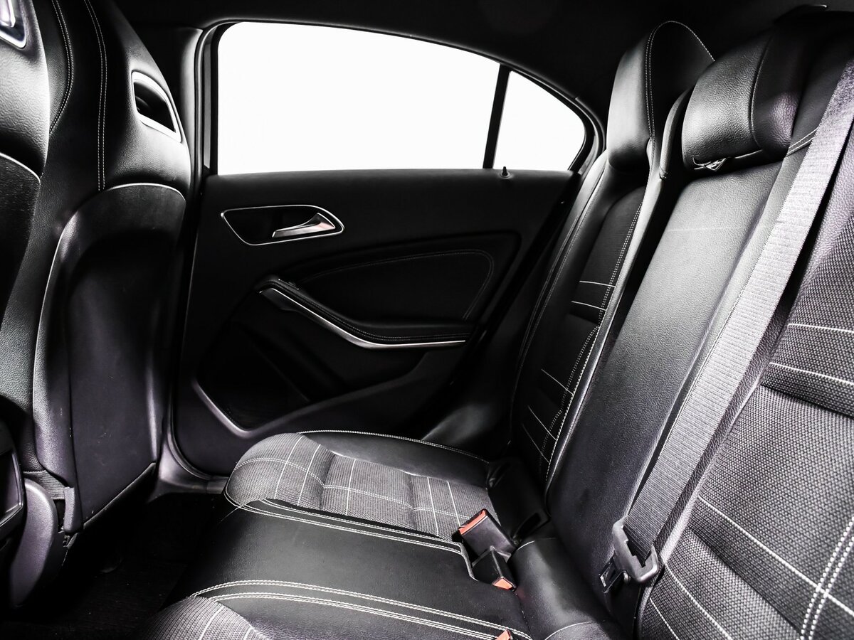 Mercedes-Benz A-Класс б/у, 2014, Роботизированная. Фото: #10