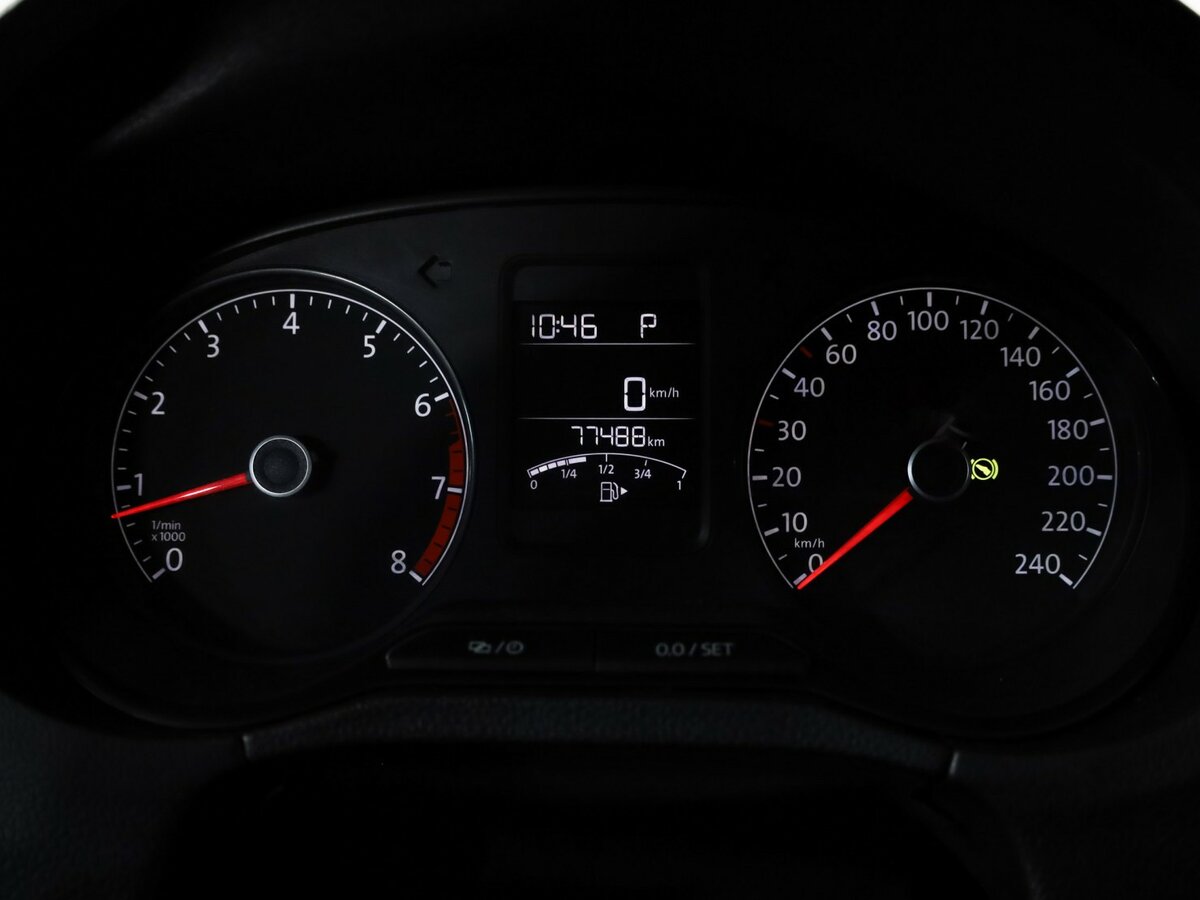 Volkswagen Polo б/у, 2015, Автоматическая. Фото: #10