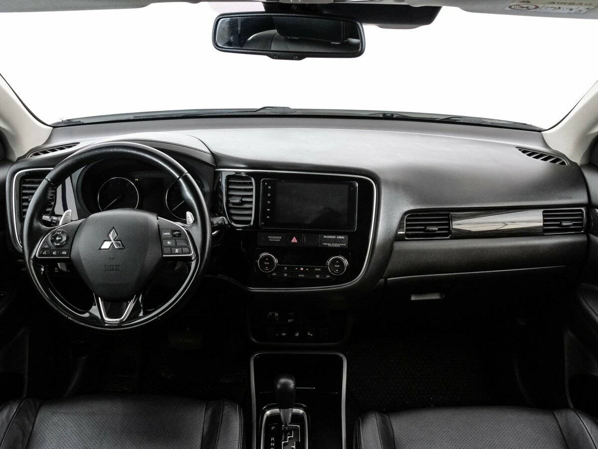 Митсубиши Оутлэндер б/у, 2017, Автоматическая. Фото: #7