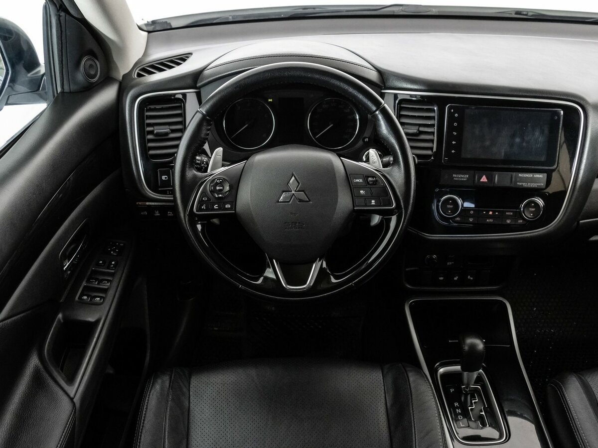 Митсубиши Оутлэндер б/у, 2017, Автоматическая. Фото: #8