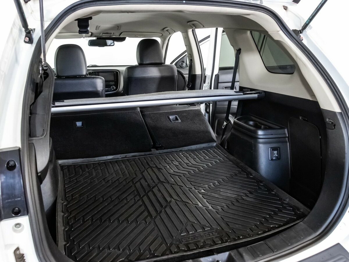 Митсубиши Оутлэндер б/у, 2017, Автоматическая. Фото: #28