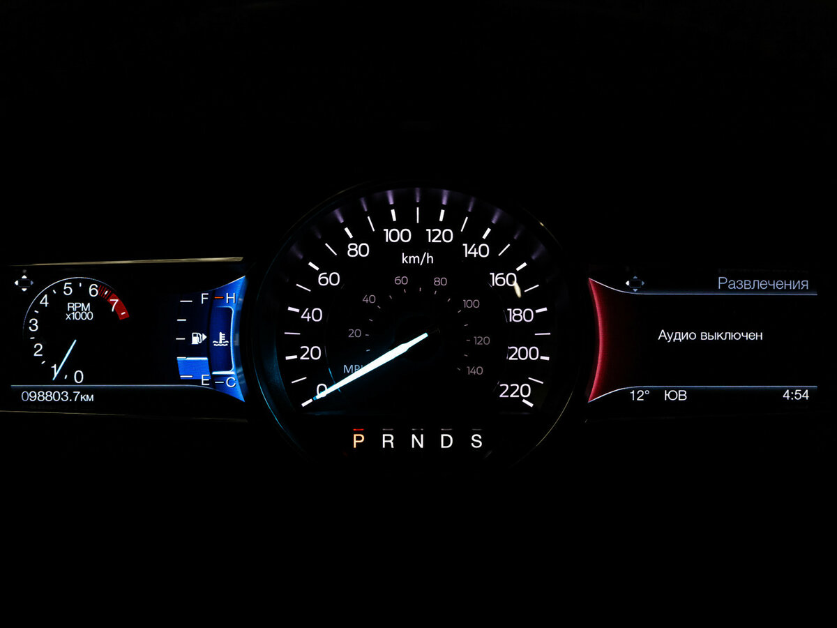 Ford Explorer б/у, 2018, Автоматическая. Фото: #17