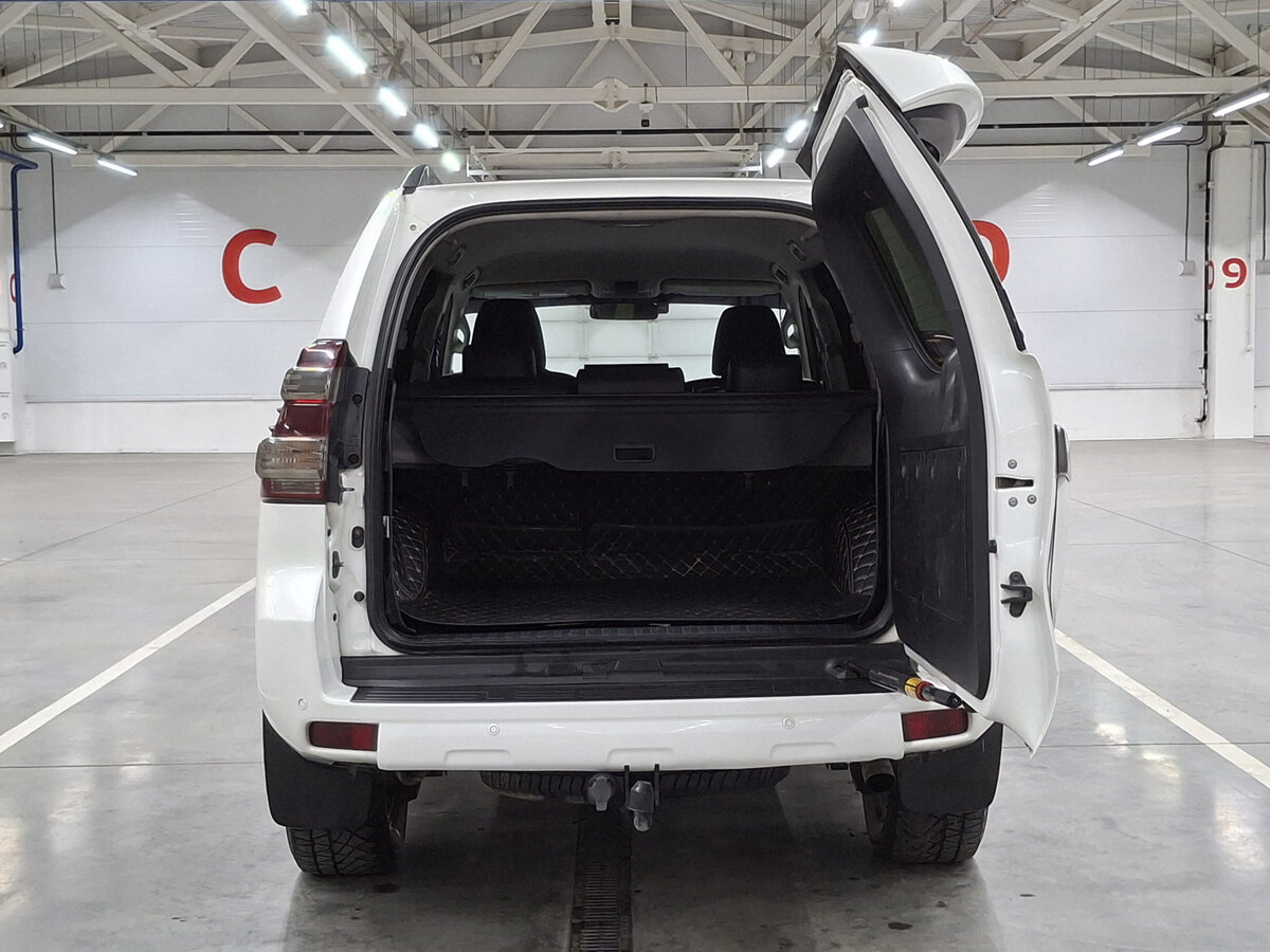 Toyota Land Cruiser Prado б/у, 2014, Автоматическая. Фото: #6