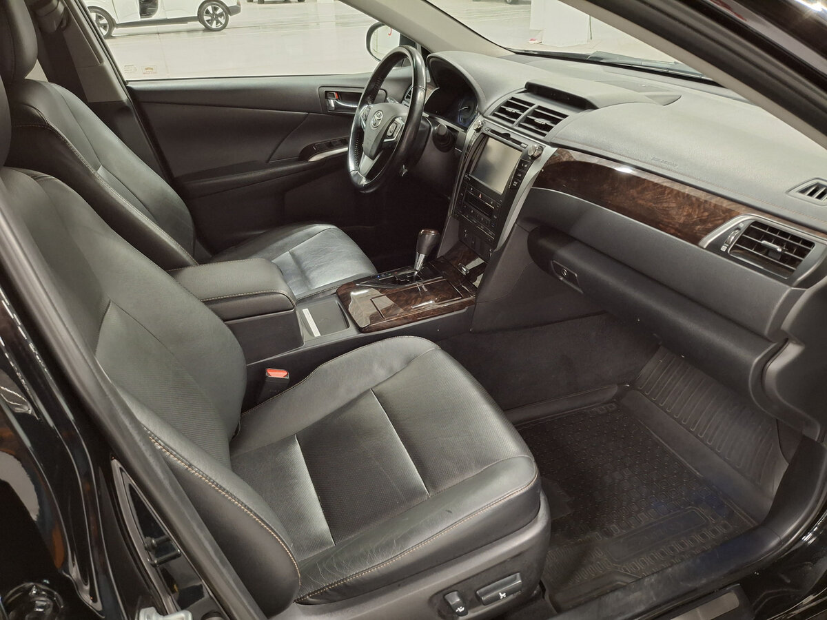 Toyota Camry б/у, 2014, Автоматическая. Фото: #9