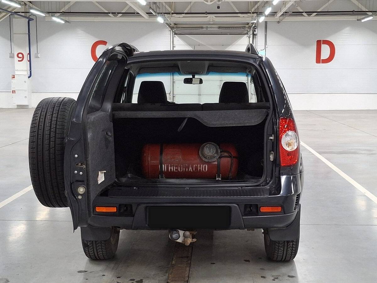 Chevrolet Niva б/у, 2017, Механическая. Фото: #9