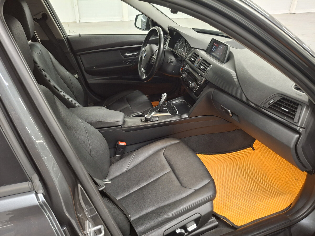 BMW 3 серии б/у, 2018, Автоматическая. Фото: #9