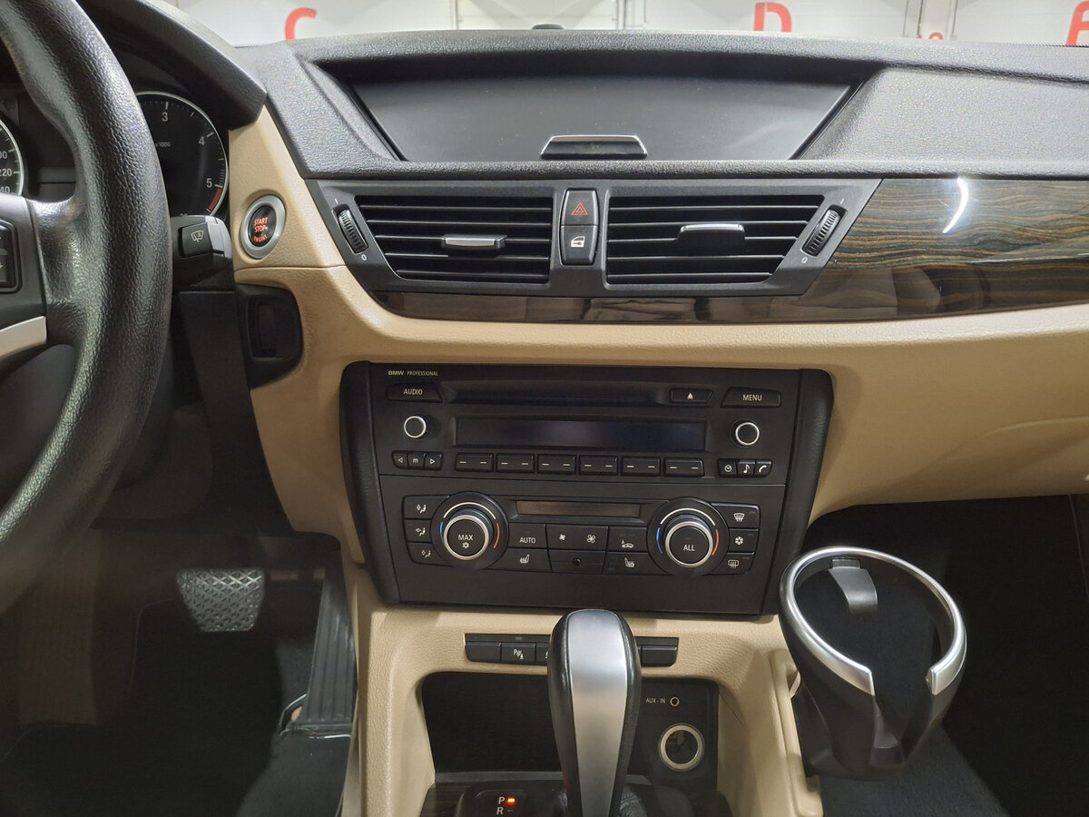 BMW X1 б/у, 2012, Автоматическая. Фото: #14