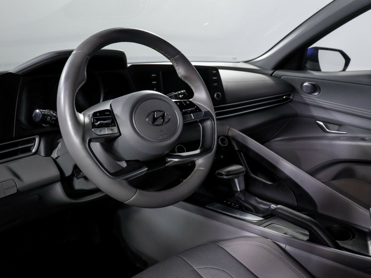 Хендай Елантра б/у, 2021, Автоматическая. Фото: #10