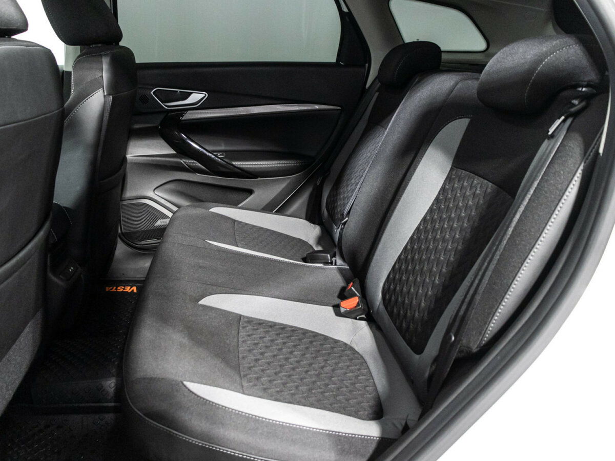 Лада (ВАЗ) Веста б/у, 2024, Вариатор. Фото: #9