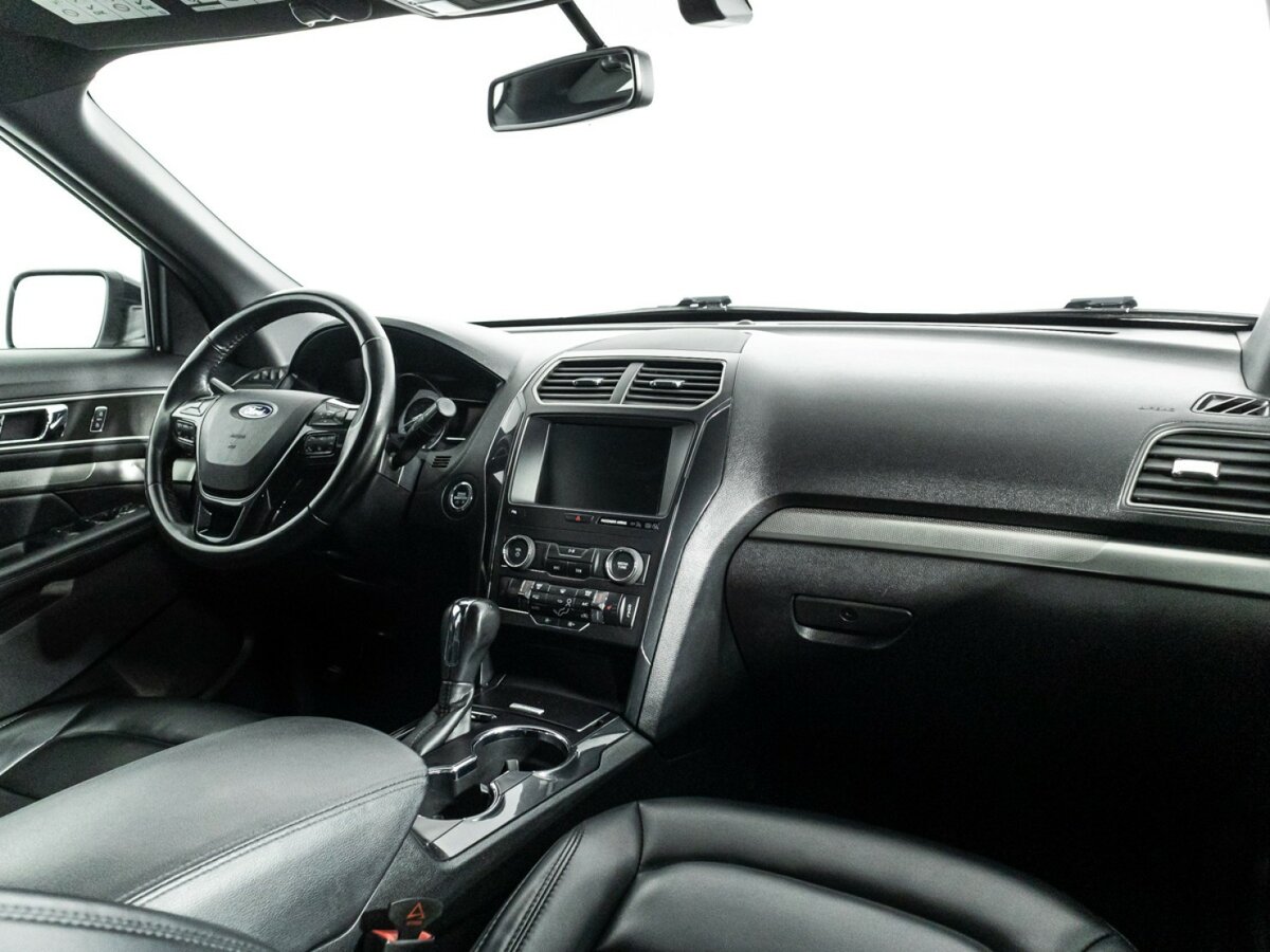 Ford Explorer б/у, 2019, Автоматическая. Фото: #6