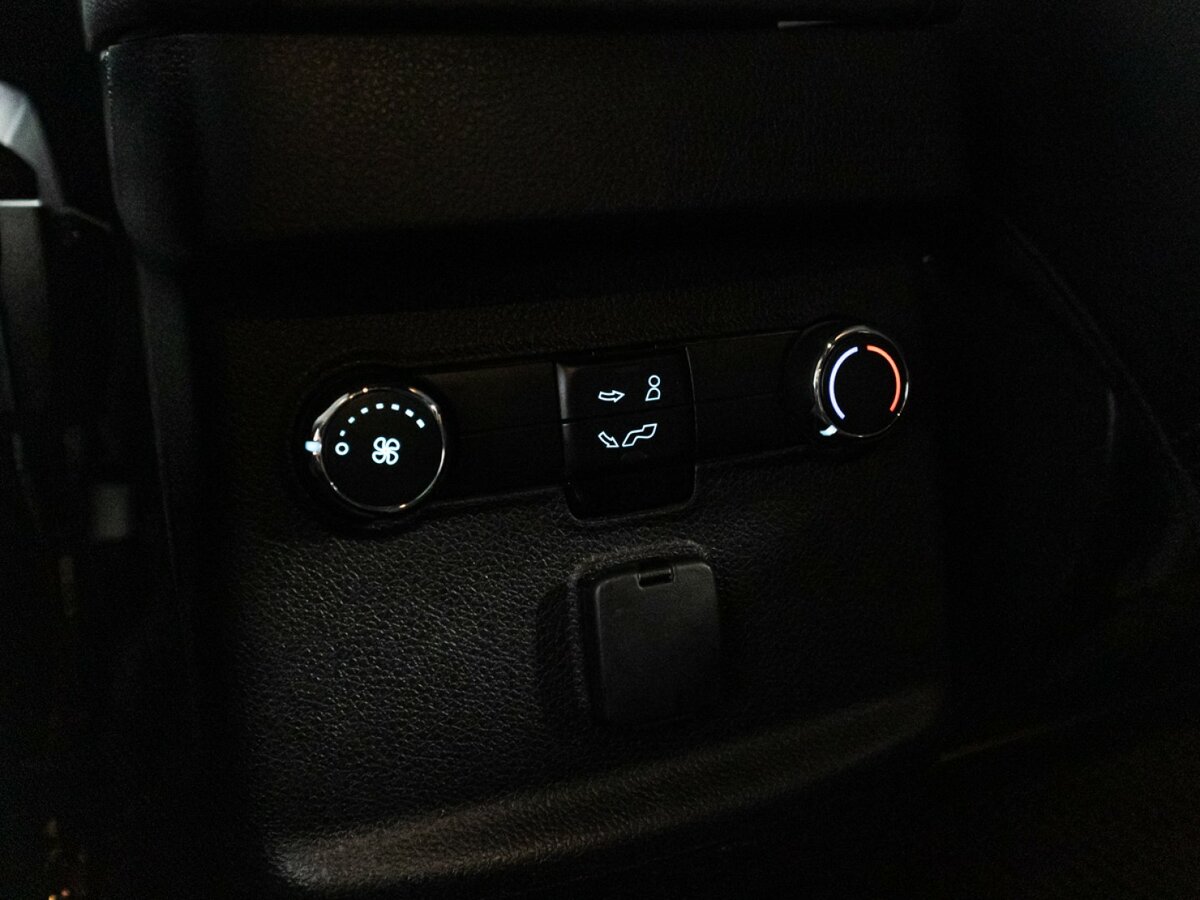 Ford Explorer б/у, 2019, Автоматическая. Фото: #18