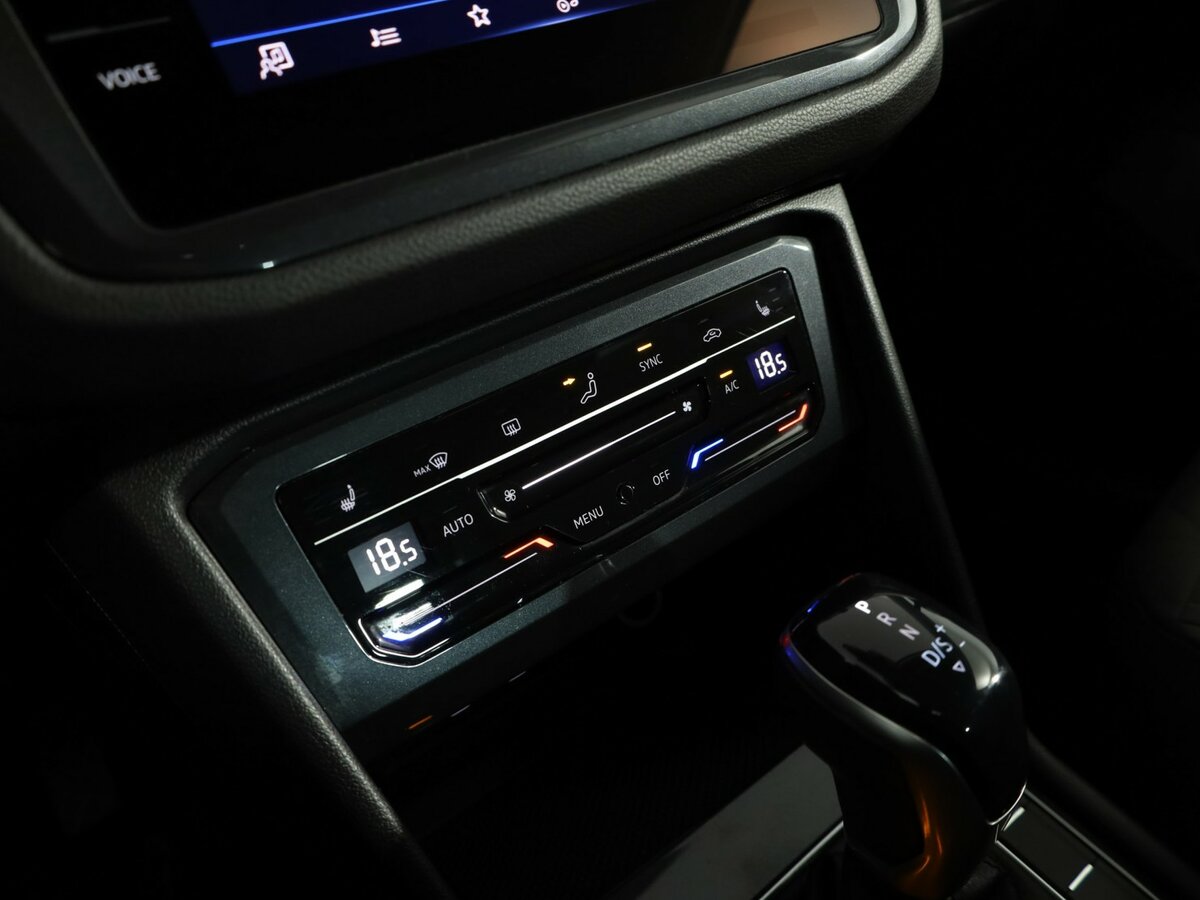 Volkswagen Tiguan б/у, 2021, Роботизированная. Фото: #22