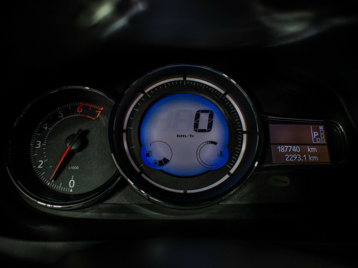 Renault Fluence б/у, 2013, Вариатор. Фото: #9