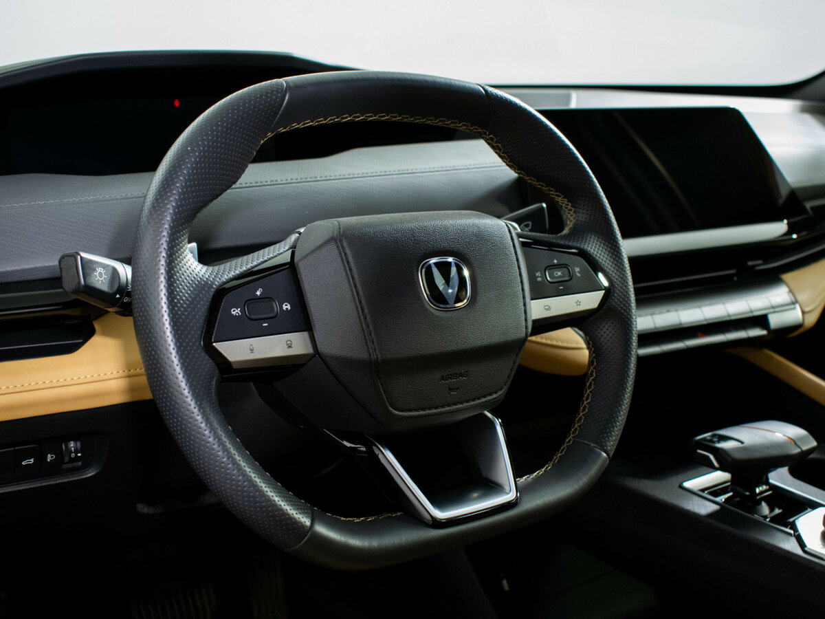 Changan UNI-V б/у, 2022, Роботизированная. Фото: #11