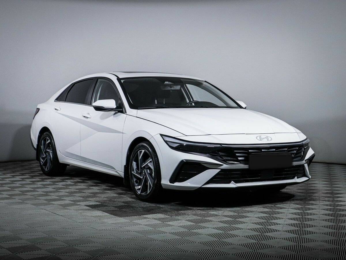 Хендай Елантра б/у, 2024, Вариатор. Фото: #2