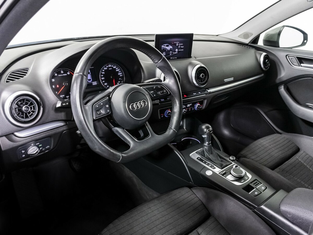 Audi A3 б/у, 2018, Роботизированная. Фото: #8