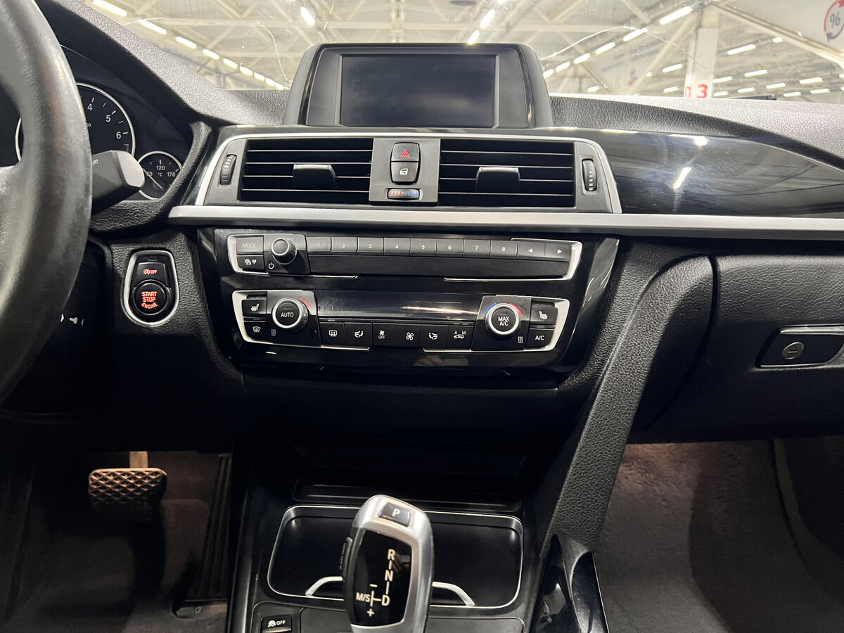 BMW 3 серии б/у, 2018, Автоматическая. Фото: #14