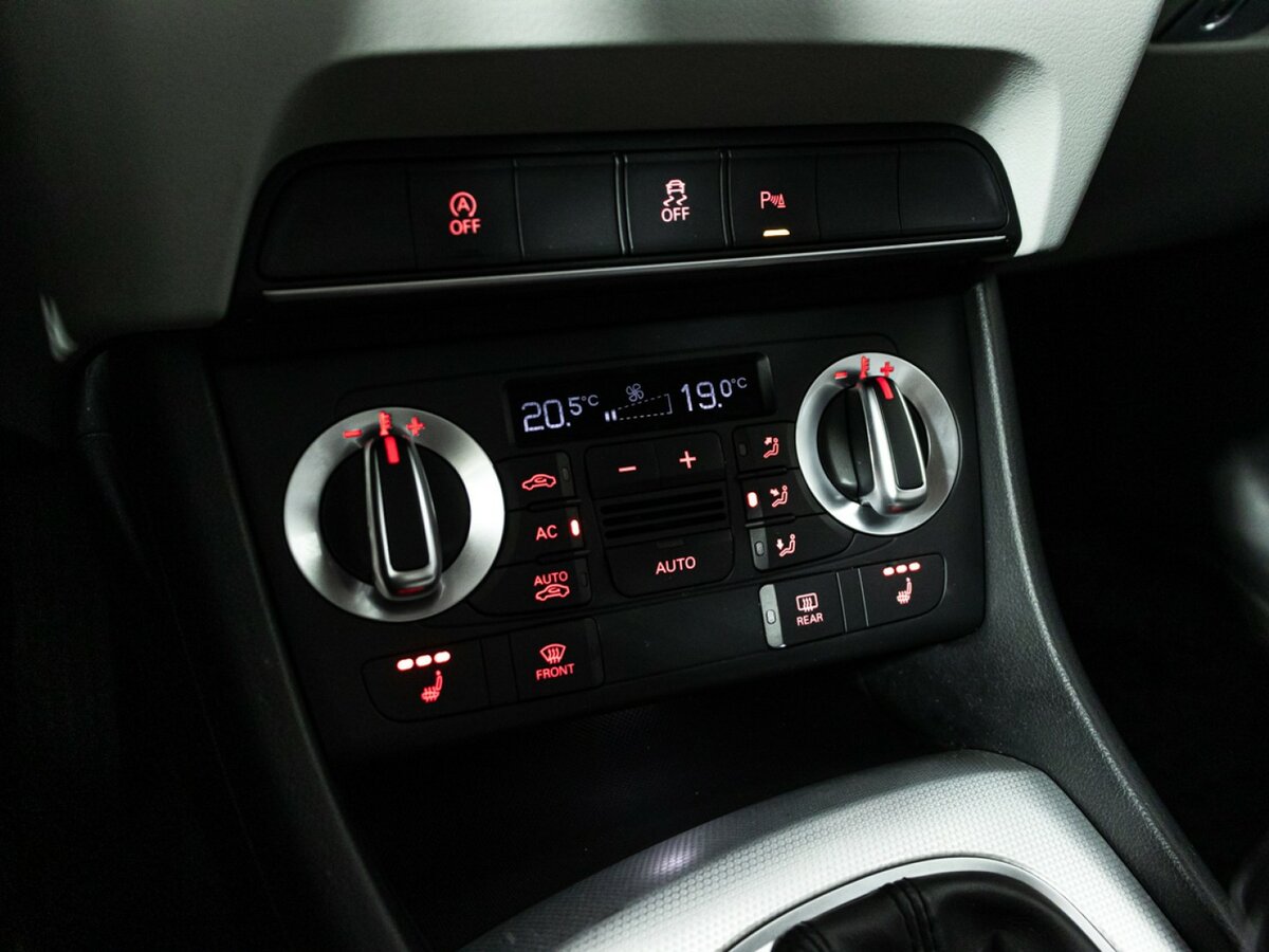 Audi Q3 б/у, 2012, Роботизированная. Фото: #12