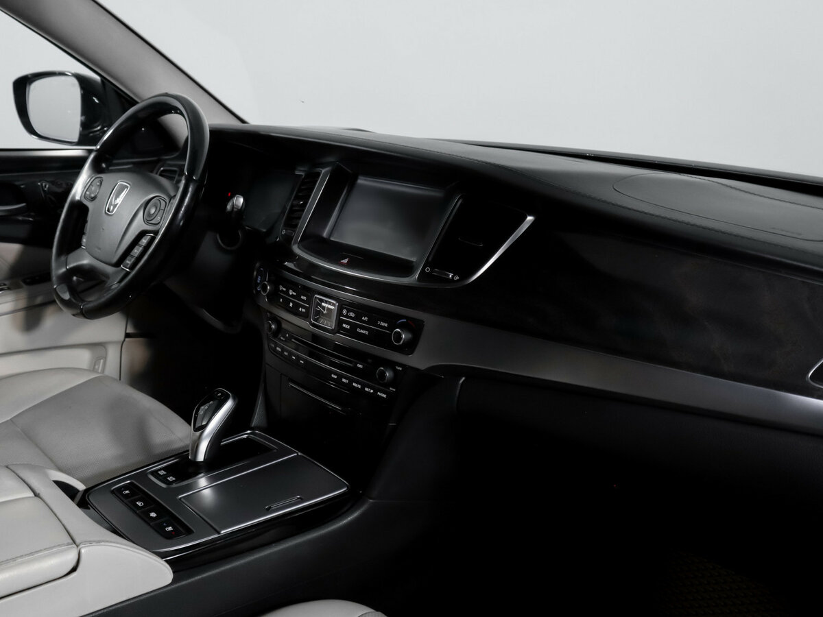 Hyundai Equus б/у, 2013, Автоматическая. Фото: #8