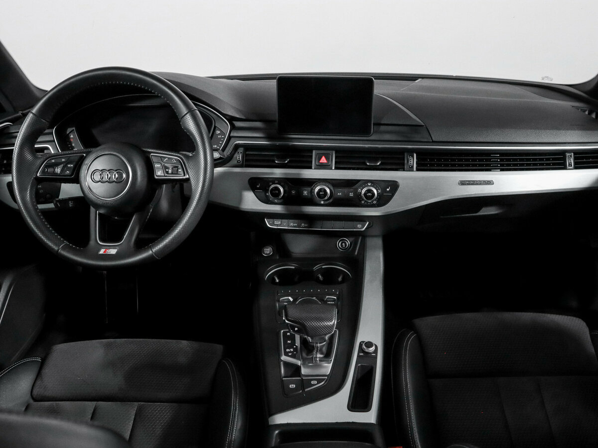 Audi A4 б/у, 2017, Роботизированная. Фото: #11