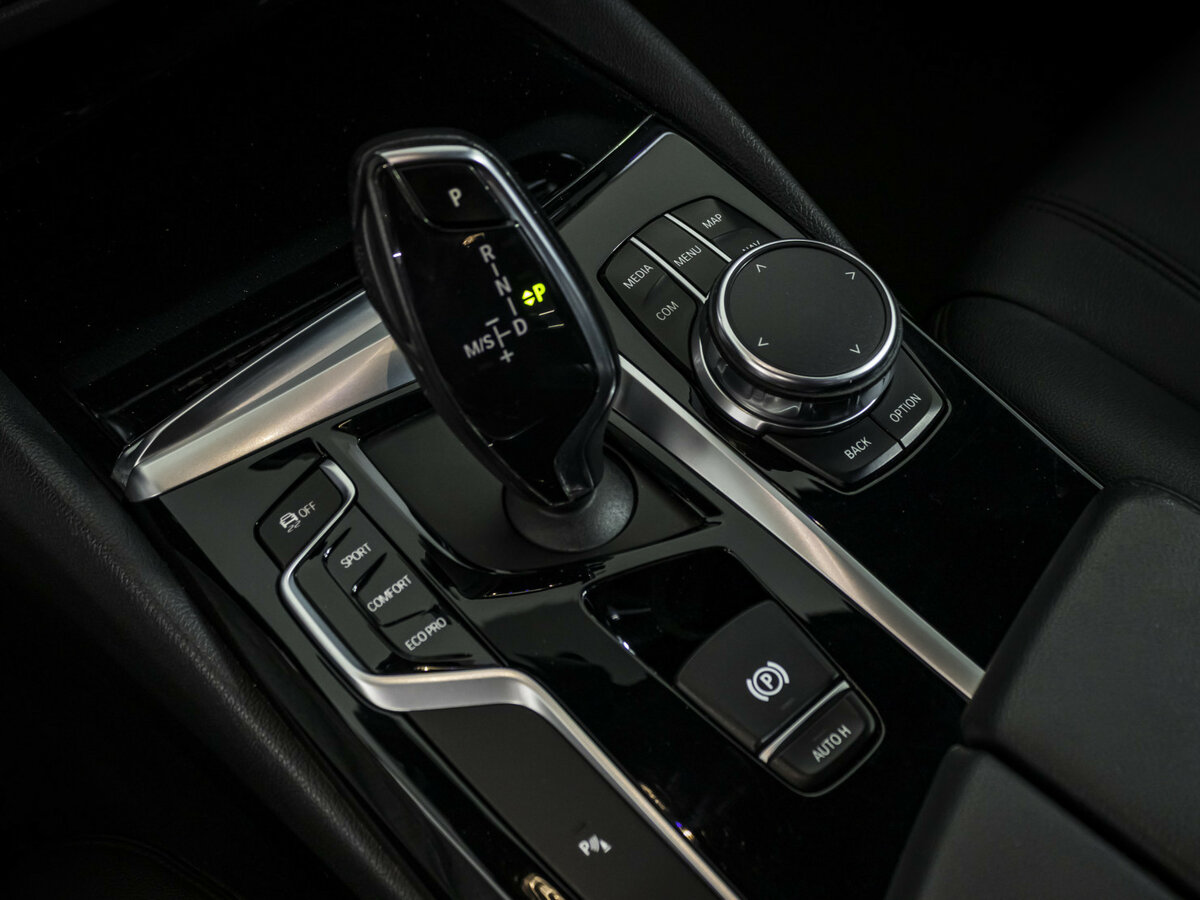 BMW 5 серии б/у, 2017, Автоматическая. Фото: #13