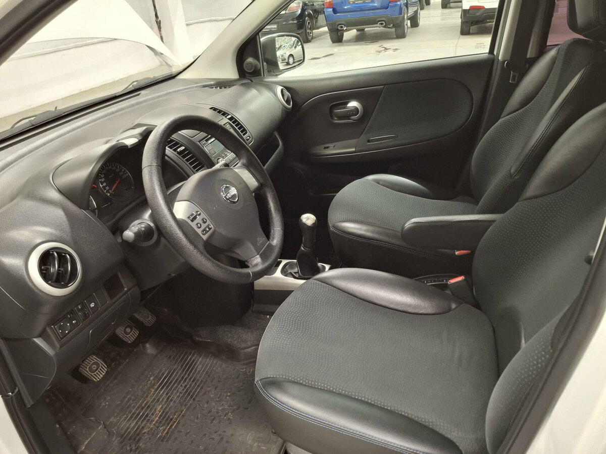 Nissan Note б/у, 2012, Механическая. Фото: #15
