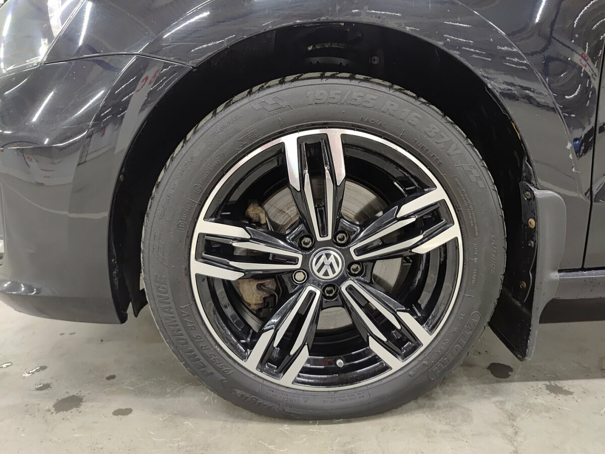 Volkswagen Polo б/у, 2016, Роботизированная. Фото: #16