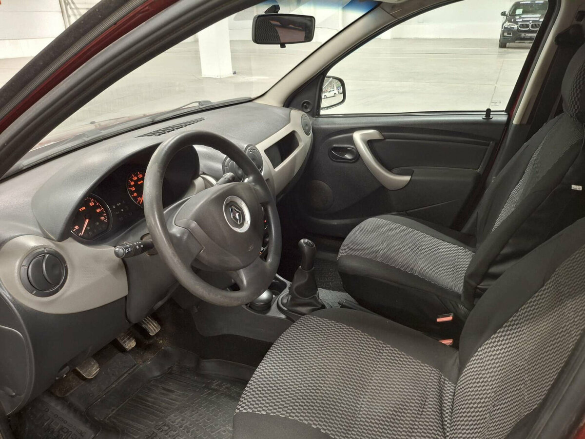 Renault Sandero б/у, 2014, Механическая. Фото: #15