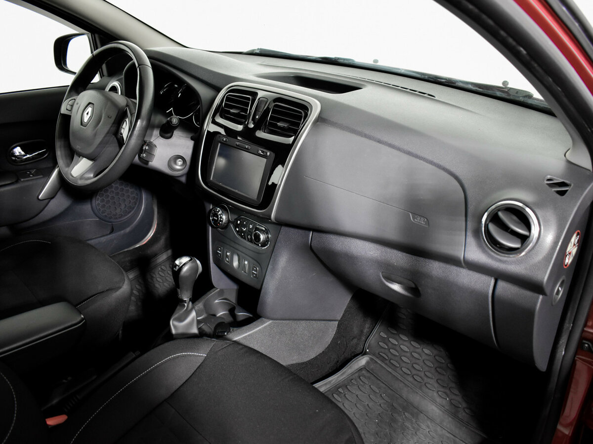 Renault Sandero б/у, 2016, Автоматическая. Фото: #11