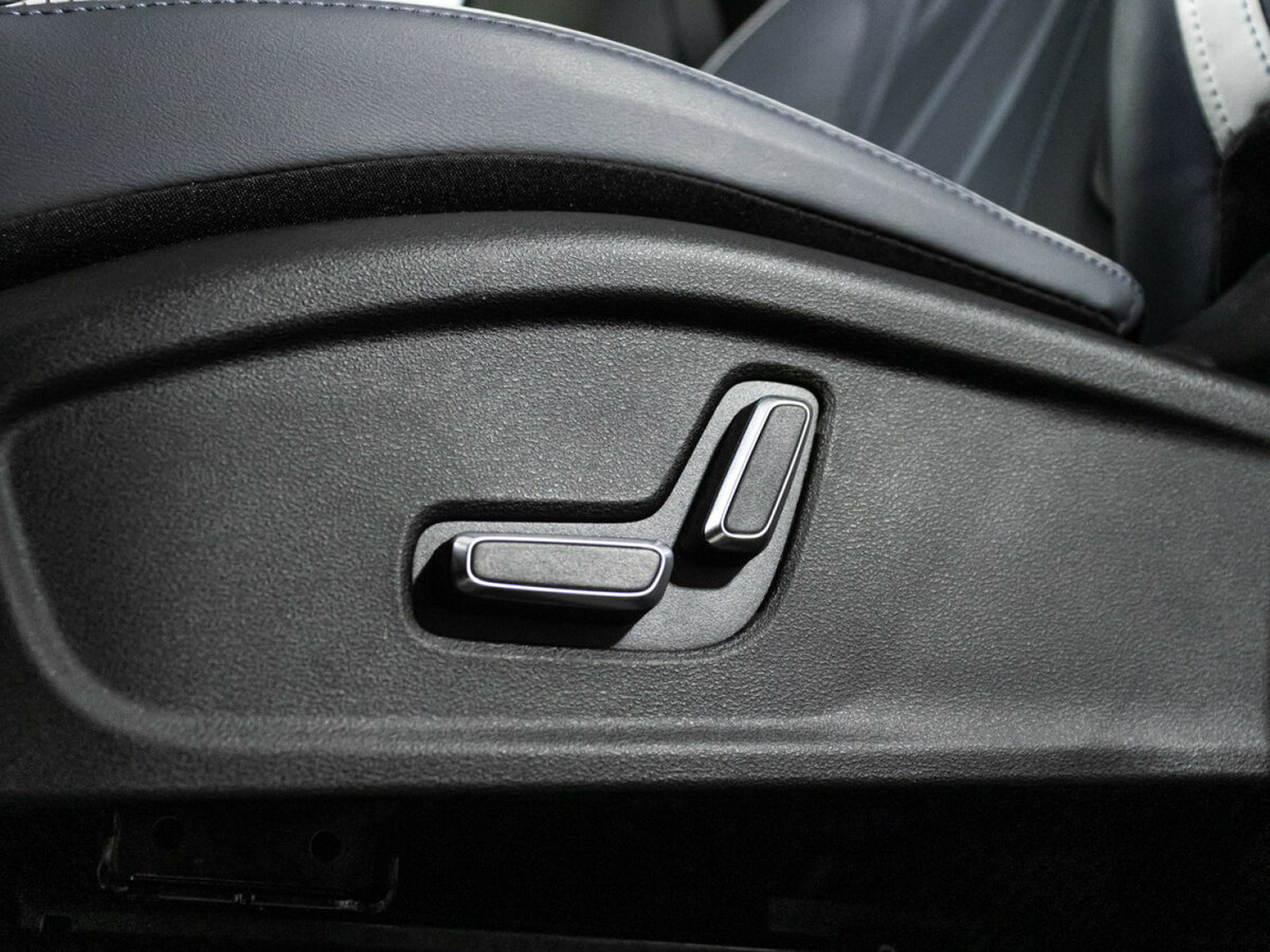 Geely Atlas б/у, 2023, Роботизированная. Фото: #14