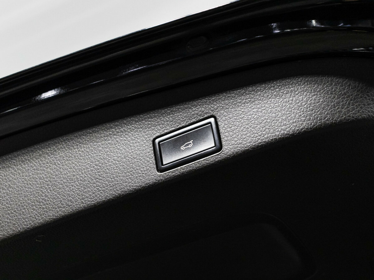 Volkswagen Touareg б/у, 2014, Автоматическая. Фото: #20