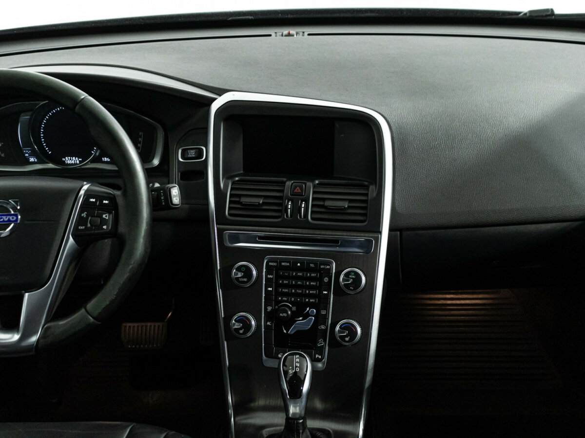 Volvo XC60 б/у, 2014, Автоматическая. Фото: #11