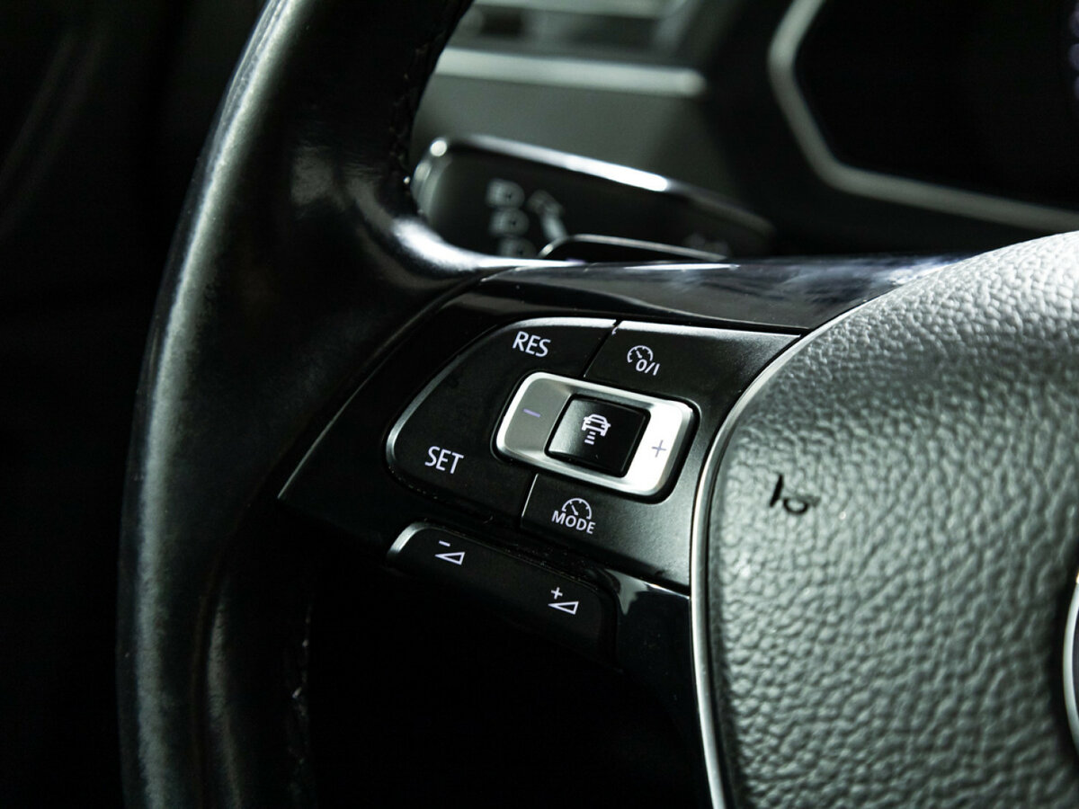 Фольксваген Тигуан б/у, 2018, Роботизированная. Фото: #21