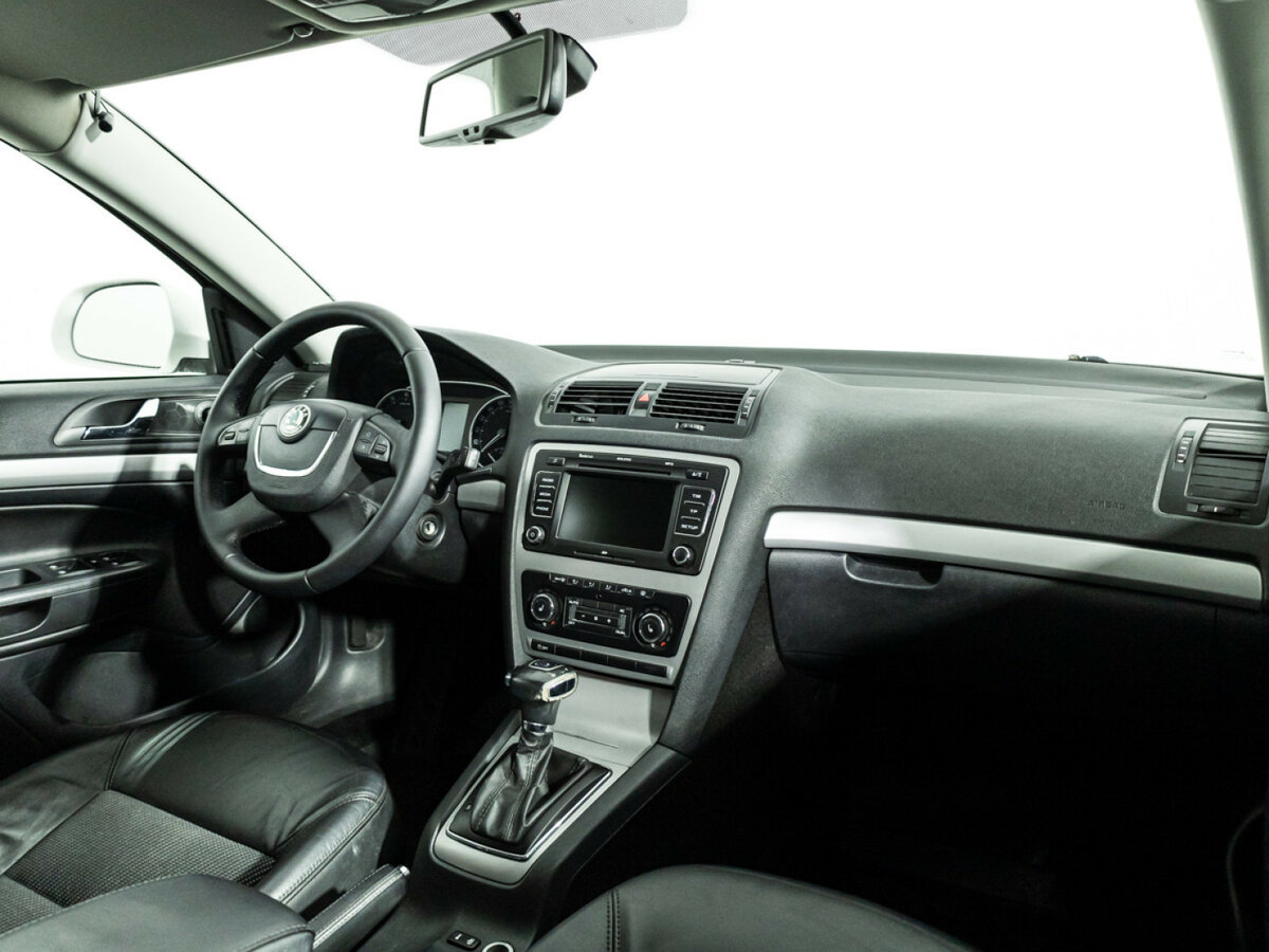 Skoda Octavia б/у, 2012, Автоматическая. Фото: #8