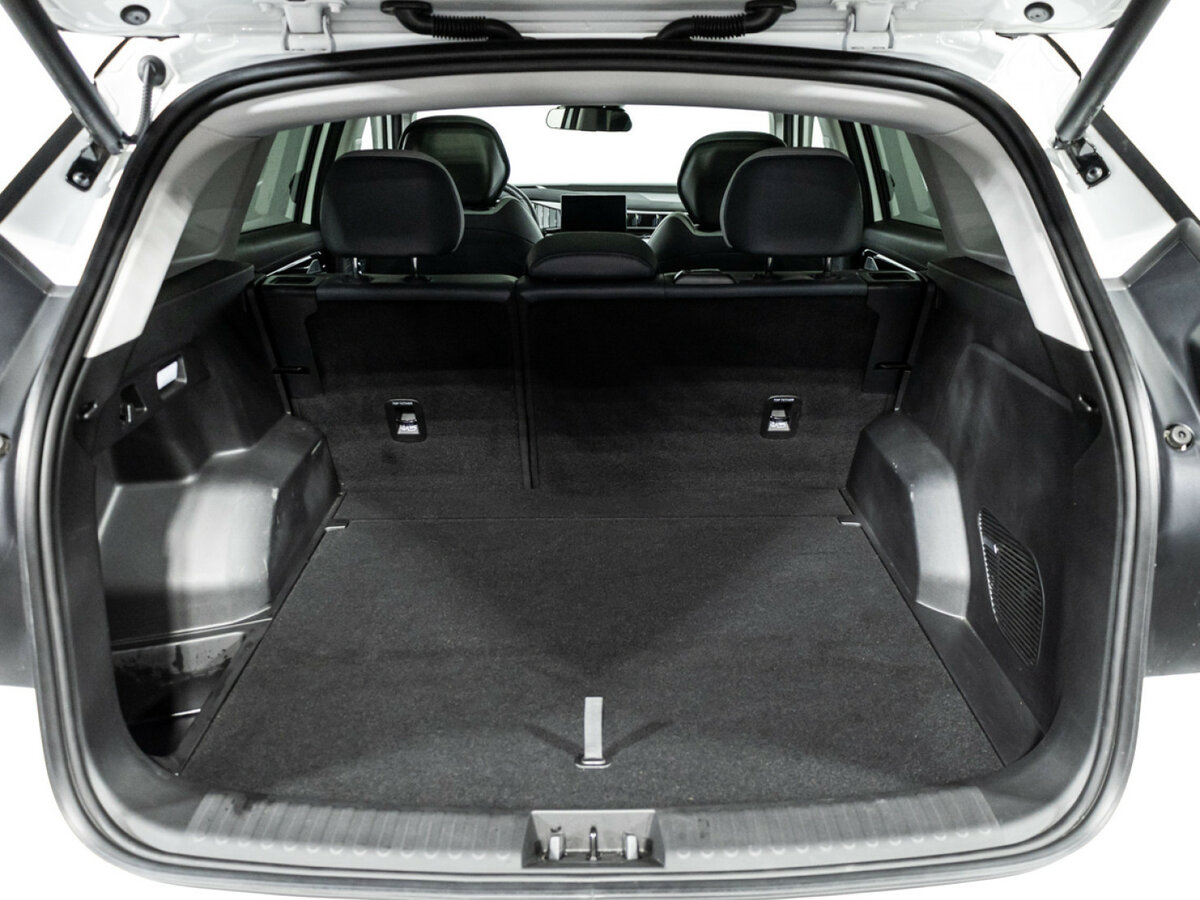 Geely Atlas б/у, 2024, Роботизированная. Фото: #21