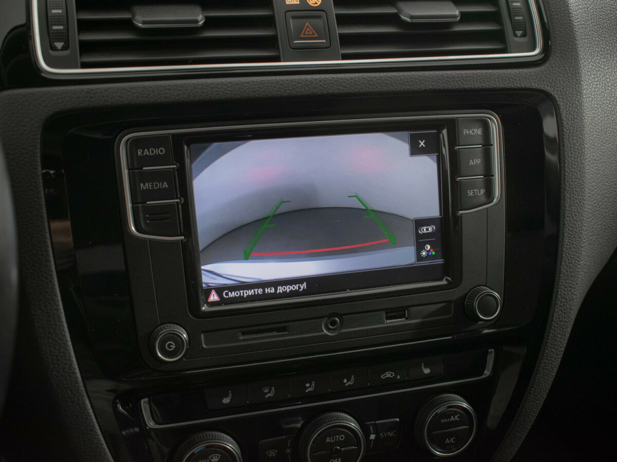 Volkswagen Jetta б/у, 2018, Автоматическая. Фото: #12