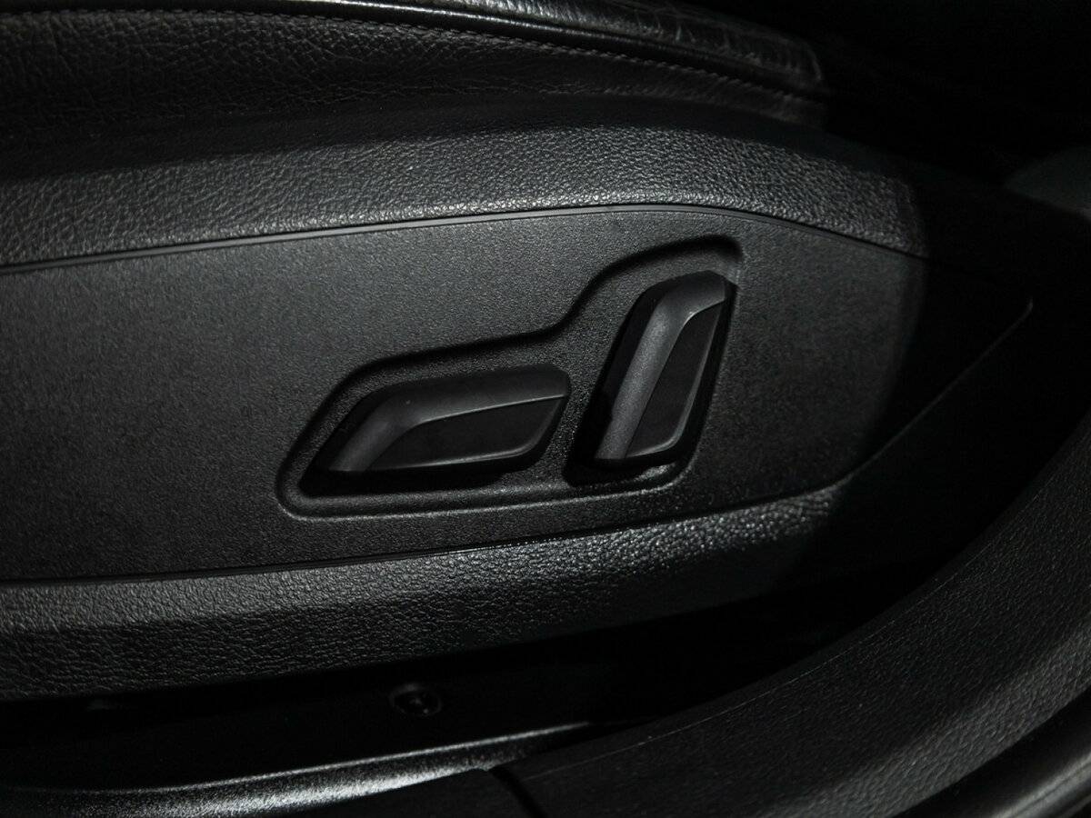 Audi A4 б/у, 2018, Роботизированная. Фото: #12