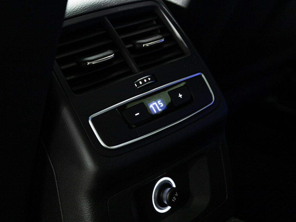 Audi A4 б/у, 2018, Роботизированная. Фото: #19