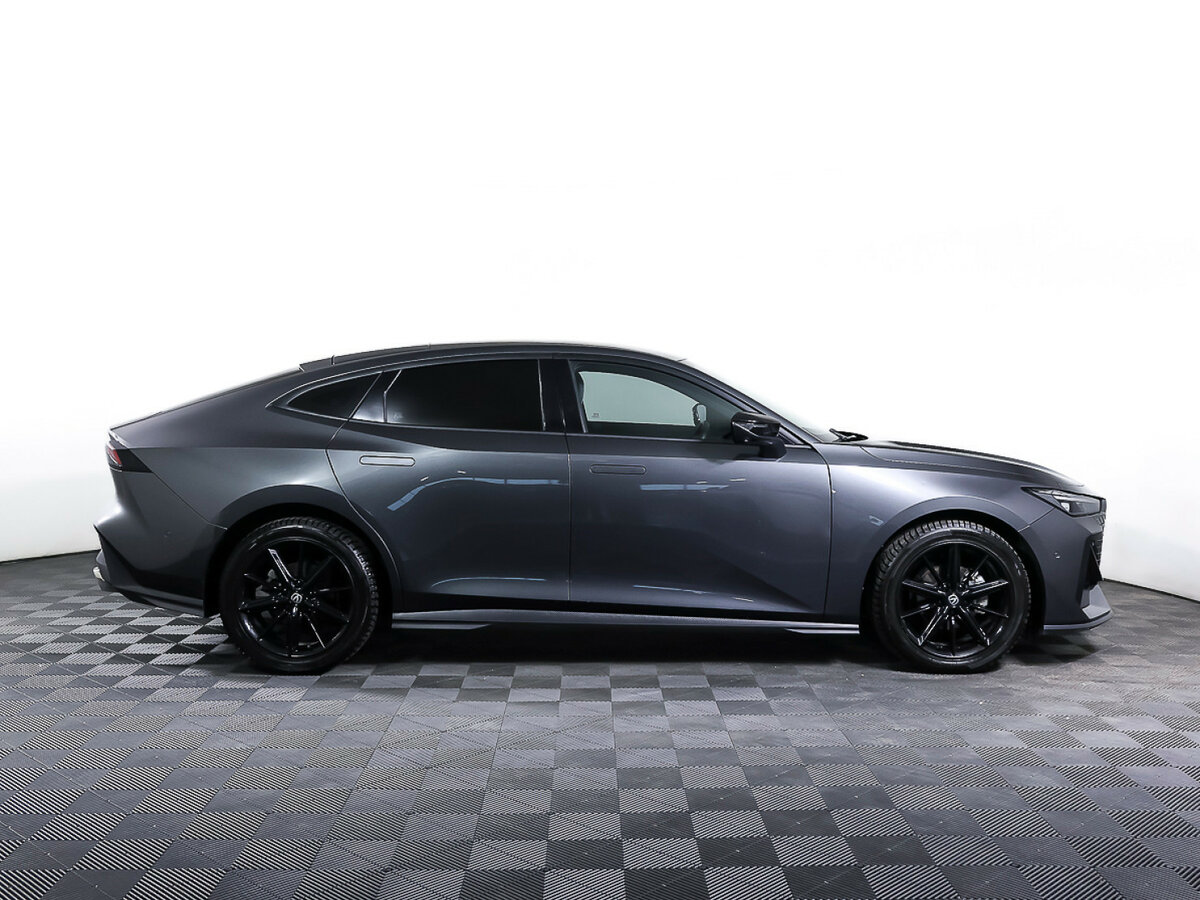 Changan UNI-V б/у, 2023, Роботизированная. Фото: #3