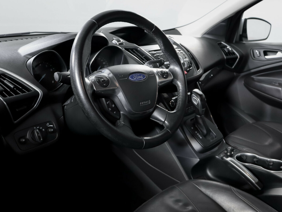 Ford Kuga б/у, 2013, Автоматическая. Фото: #11