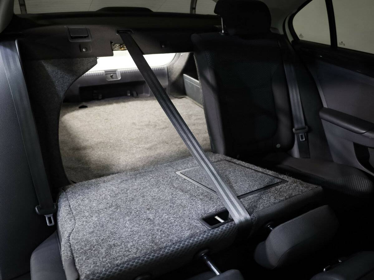 Volkswagen Jetta б/у, 2015, Механическая. Фото: #17