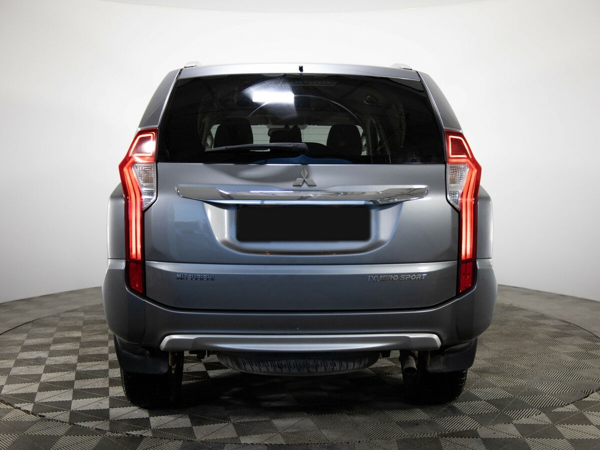 Mitsubishi Pajero Sport б/у, 2016, Автоматическая. Фото: #3