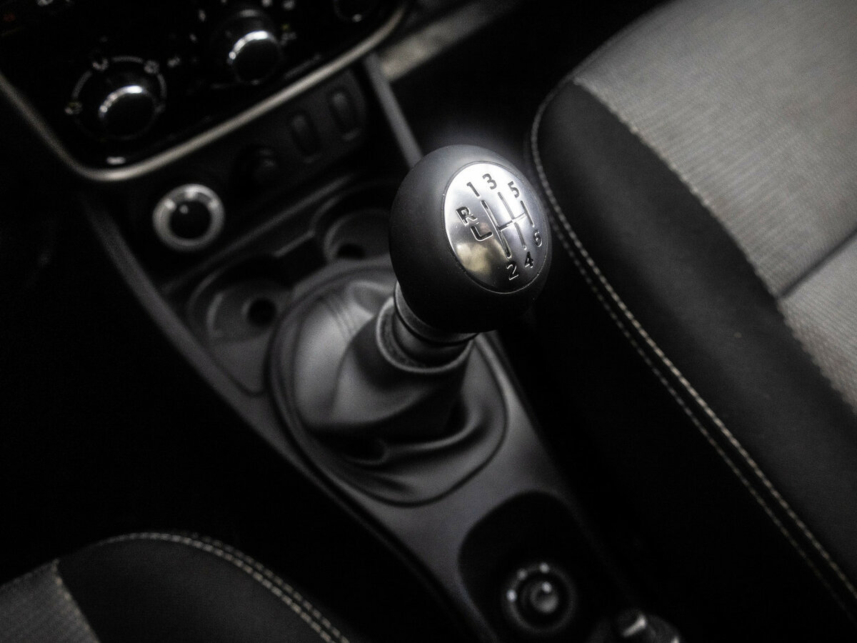 Renault Duster б/у, 2014, Механическая. Фото: #15