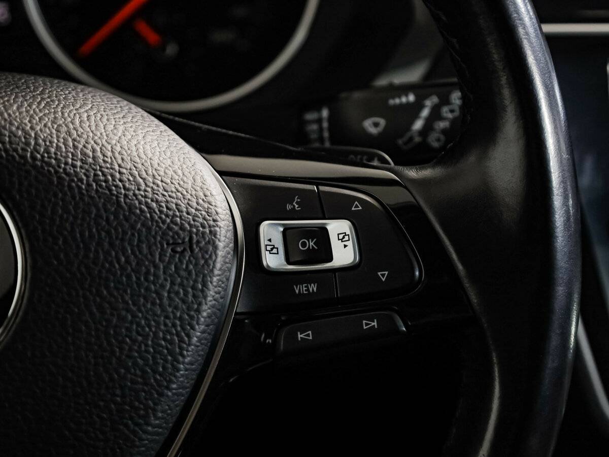 Volkswagen Tiguan б/у, 2020, Роботизированная. Фото: #12