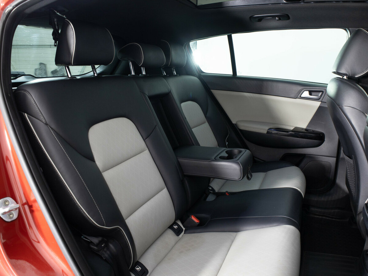 Kia Sportage б/у, 2016, Роботизированная. Фото: #17