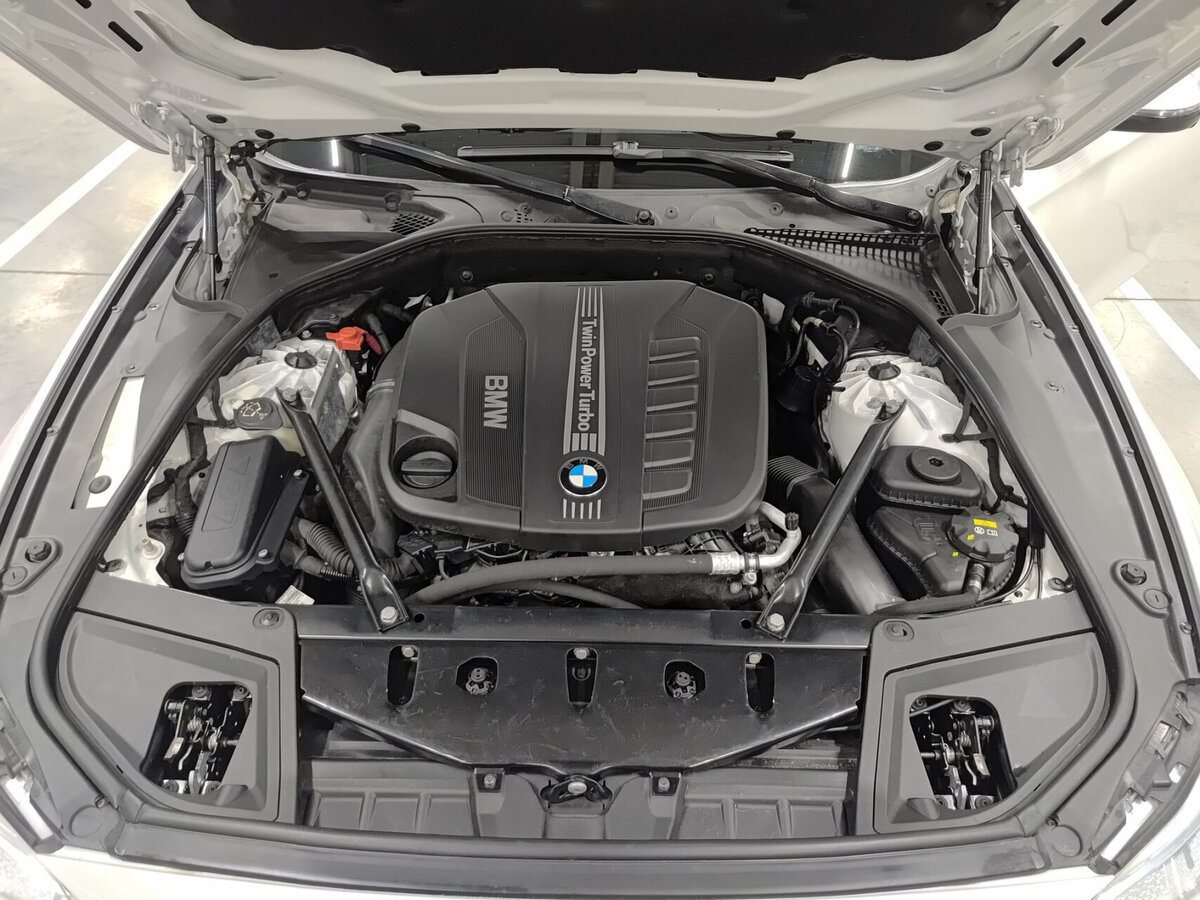 BMW 5 серии б/у, 2016, Автоматическая. Фото: #8