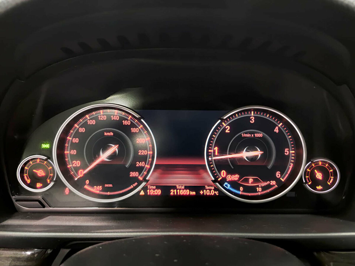 BMW 5 серии б/у, 2016, Автоматическая. Фото: #12