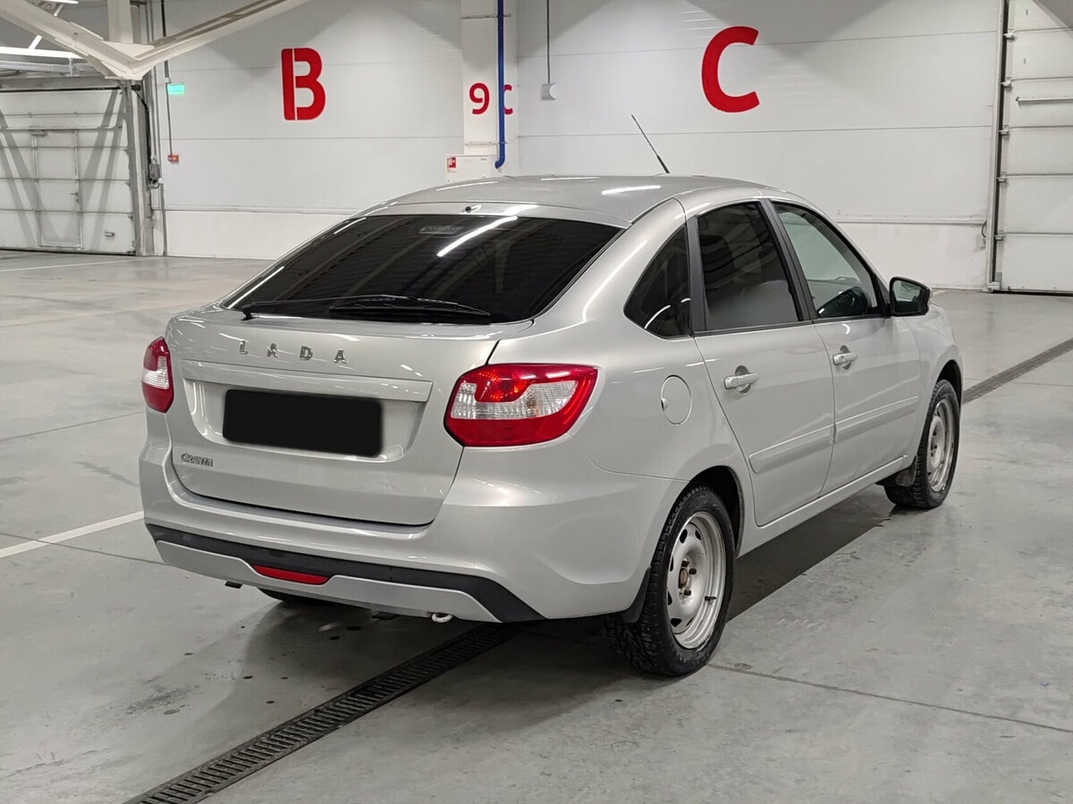 Lada (ВАЗ) Granta б/у, 2020, Механическая. Фото: #4