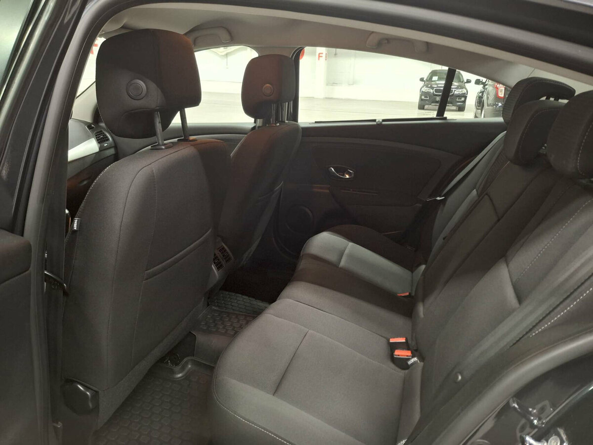 Renault Fluence б/у, 2012, Механическая. Фото: #11