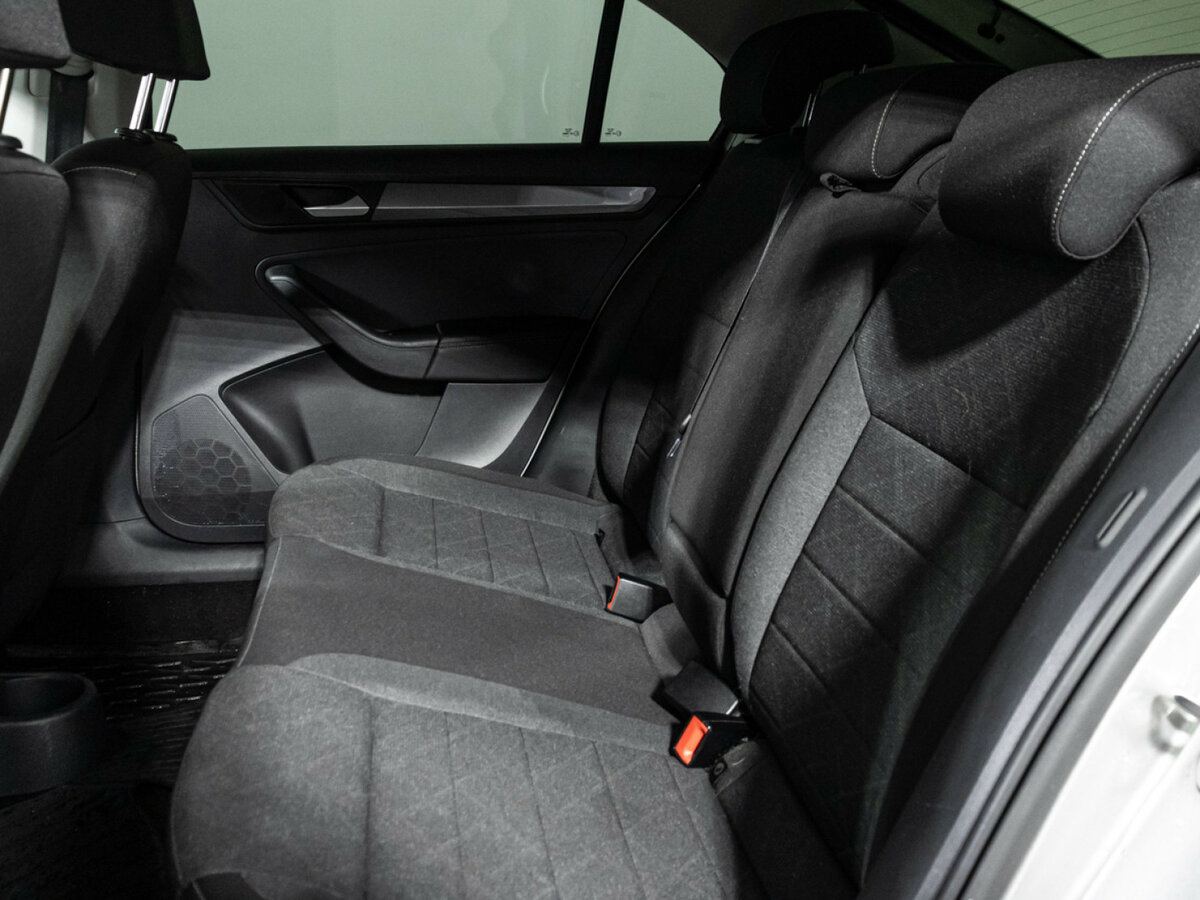 Volkswagen Polo б/у, 2021, Автоматическая. Фото: #9